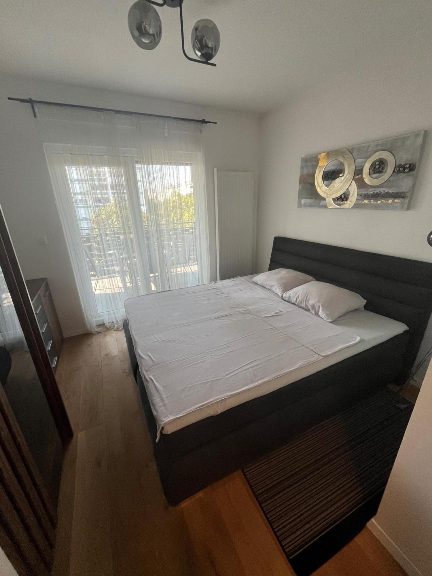 City East Apartment Zagreb With Private Parking Bagian luar foto