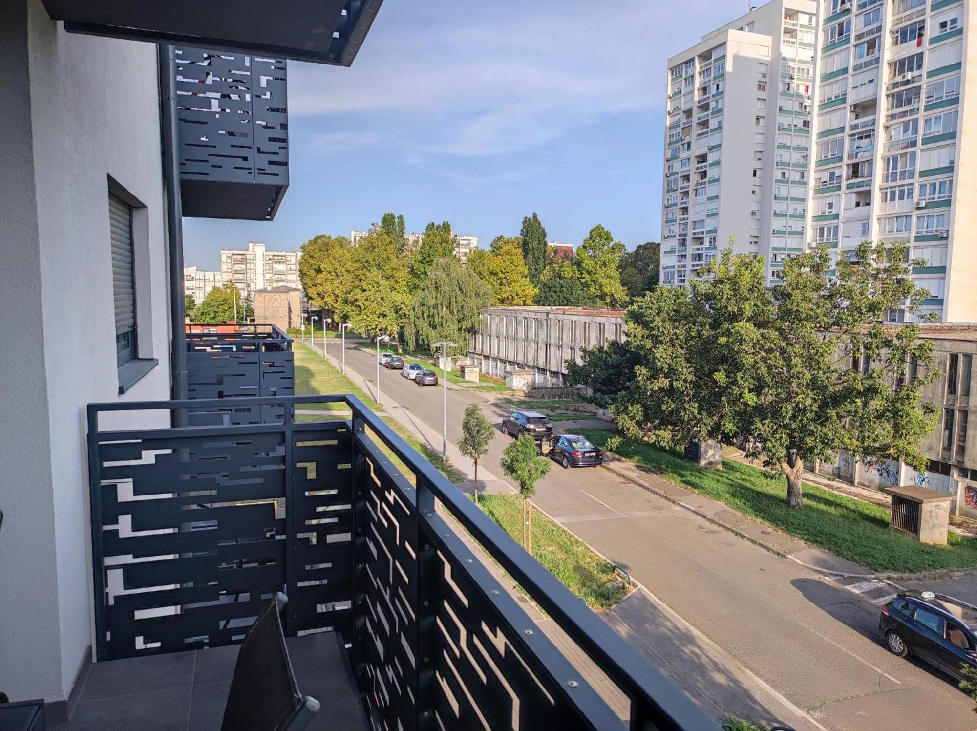 City East Apartment Zagreb With Private Parking Bagian luar foto